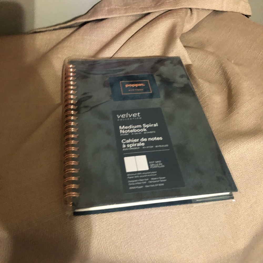 NWT Poppin Notebook - Picture 2 of 2
